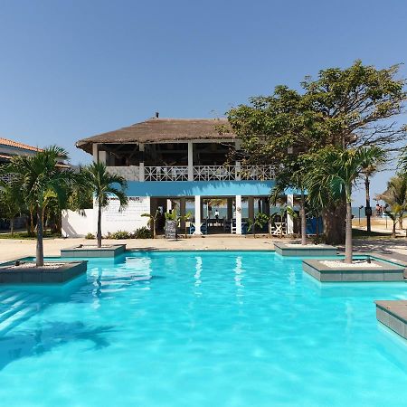 Djembe Beach Resort Kololi Kültér fotó