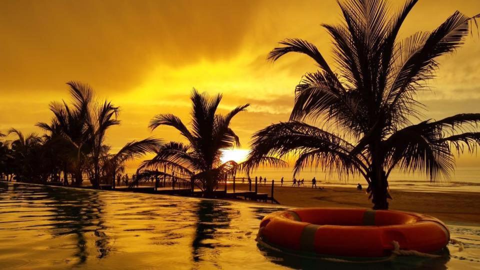 Djembe Beach Resort Kololi Kültér fotó