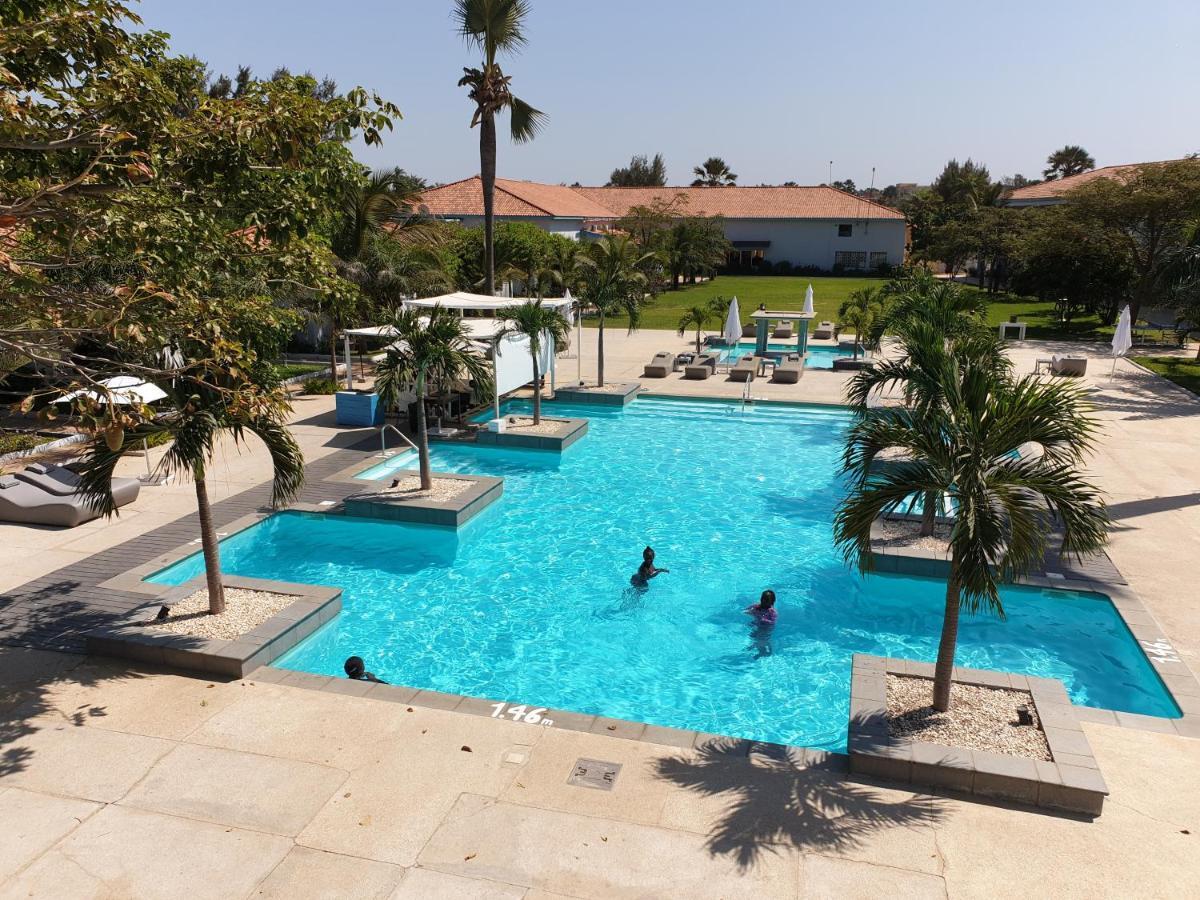 Djembe Beach Resort Kololi Kültér fotó