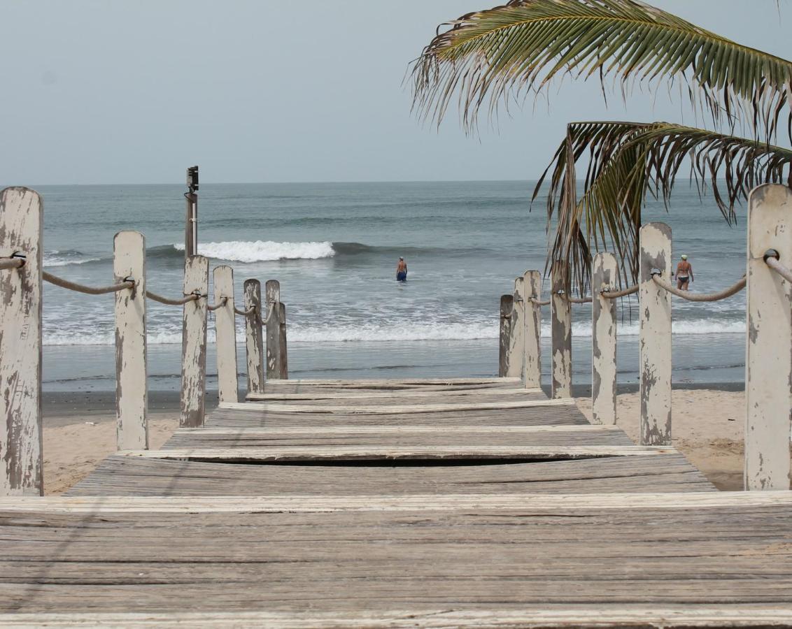 Djembe Beach Resort Kololi Kültér fotó