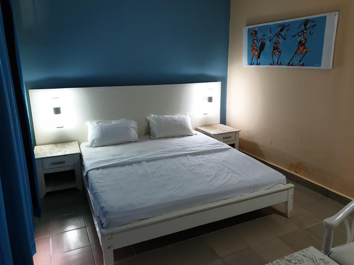 Djembe Beach Resort Kololi Kültér fotó