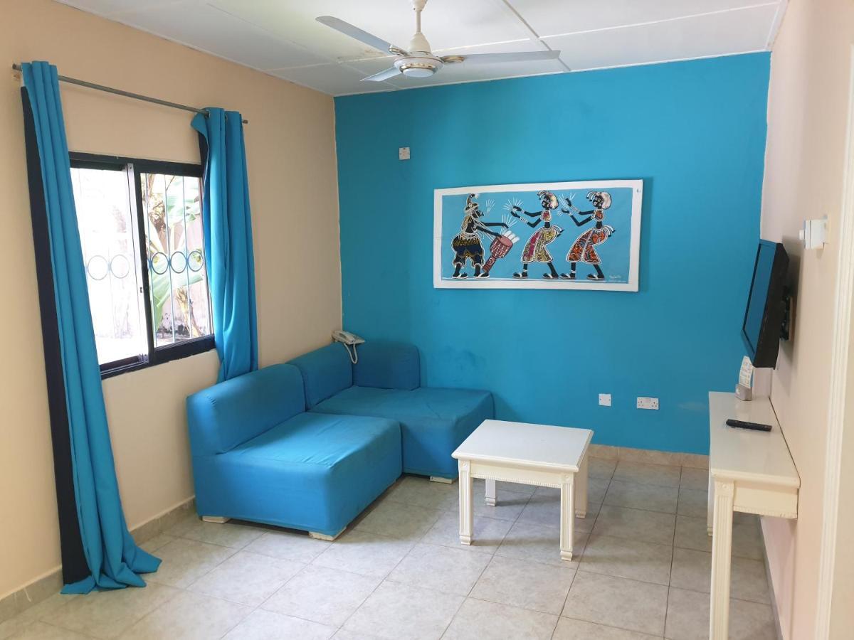 Djembe Beach Resort Kololi Kültér fotó