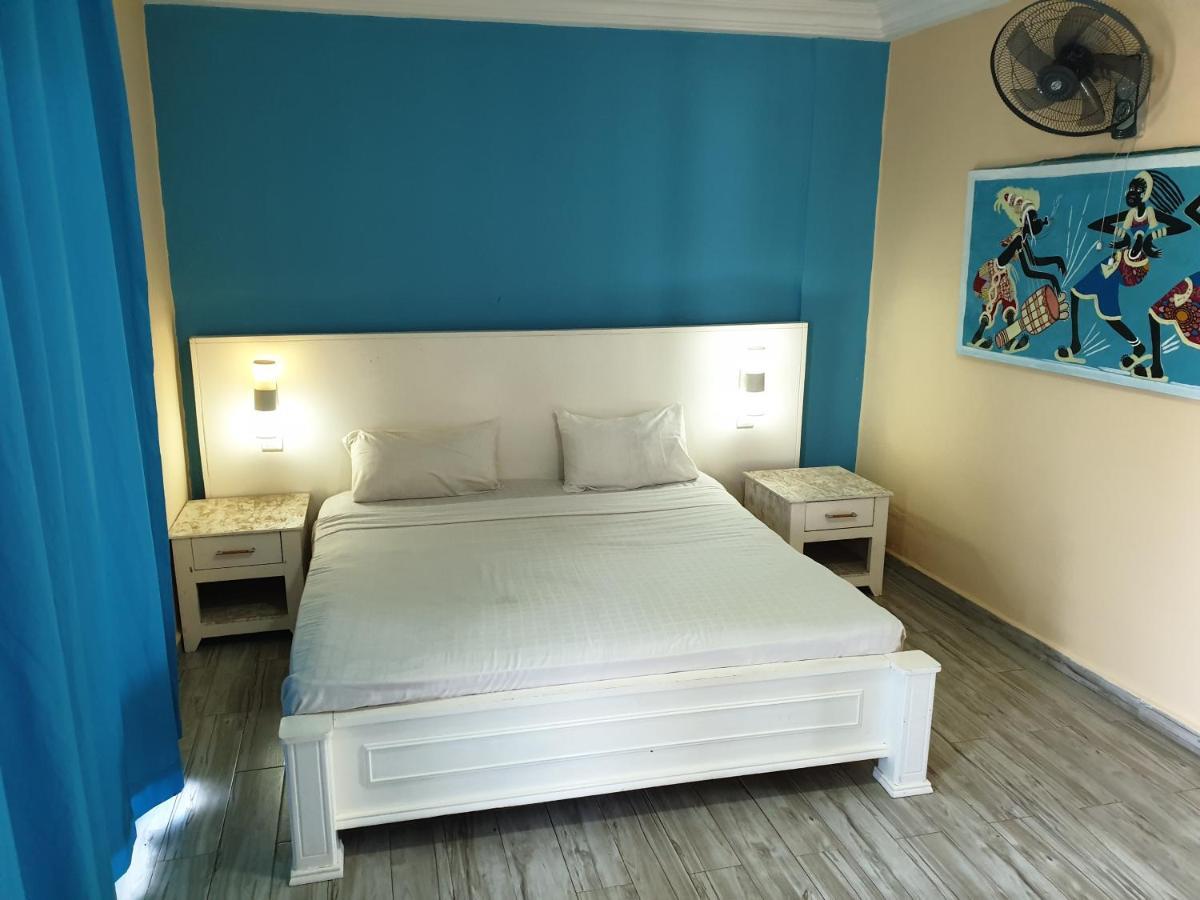 Djembe Beach Resort Kololi Kültér fotó