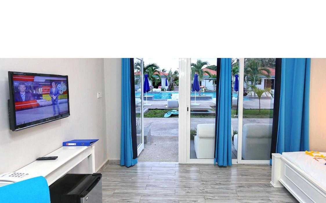Djembe Beach Resort Kololi Kültér fotó