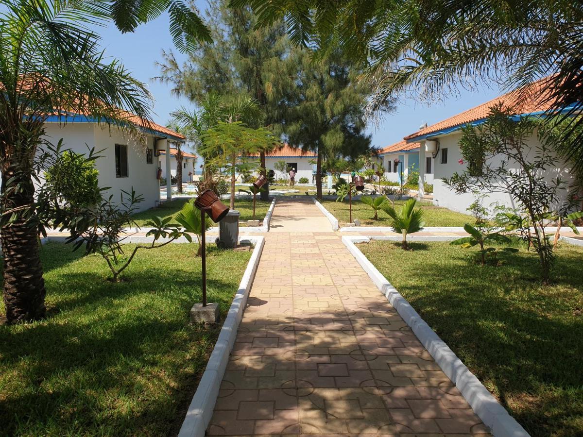 Djembe Beach Resort Kololi Kültér fotó