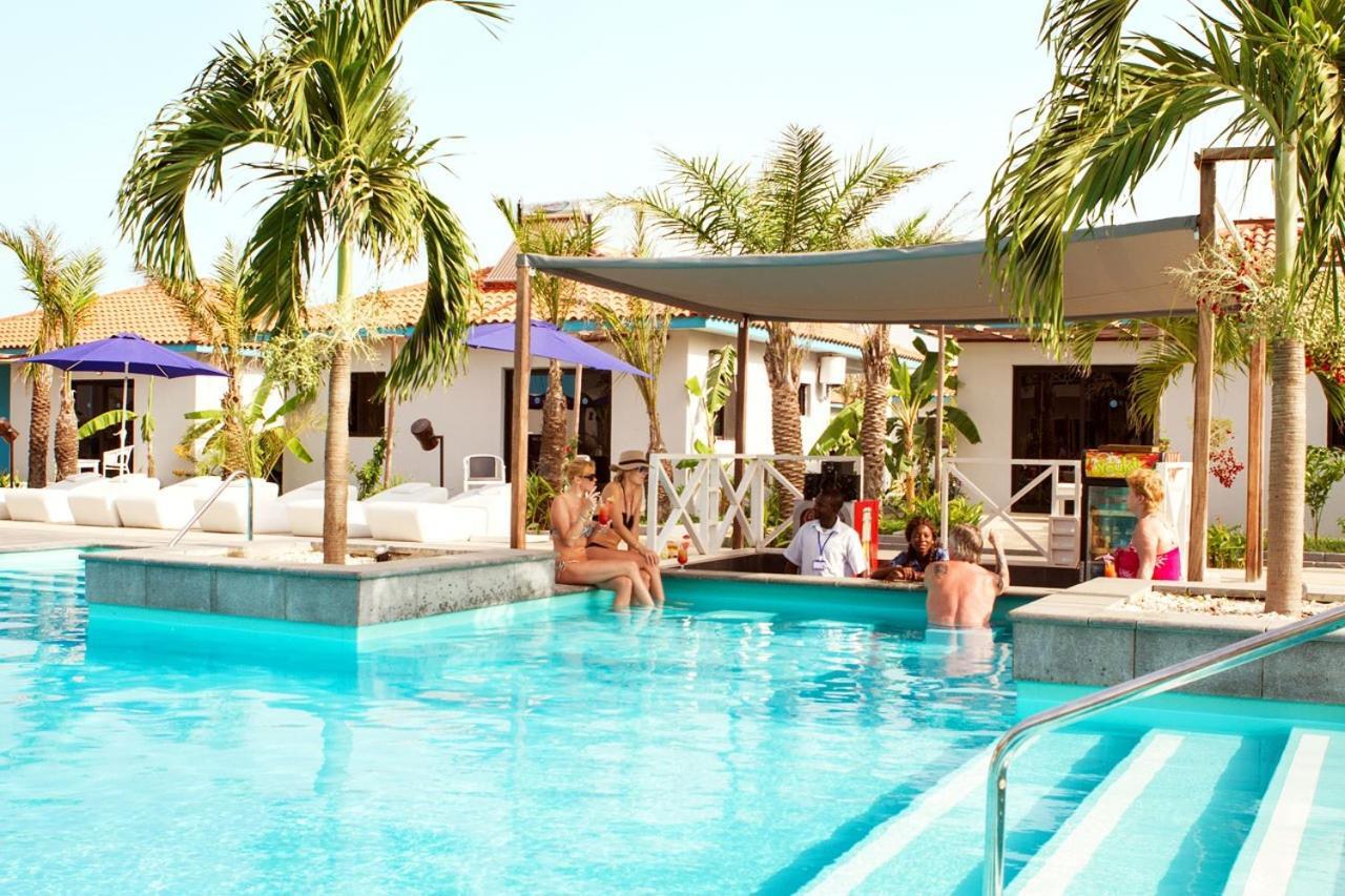 Djembe Beach Resort Kololi Kültér fotó