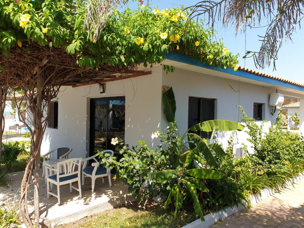 Djembe Beach Resort Kololi Kültér fotó